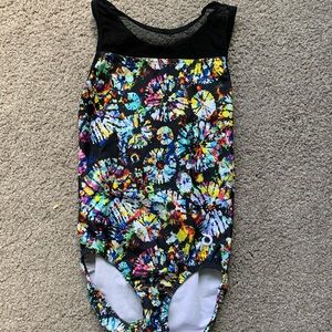 i’m selling a gymnastics leotard from plum practice wear!size adult extra small!